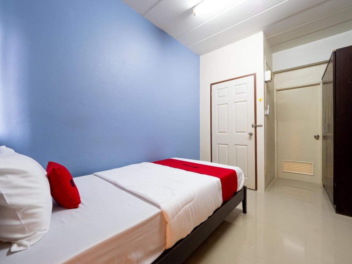Si Fah At Bangsaen Hotel Ban Rong Khoei エクステリア 写真
