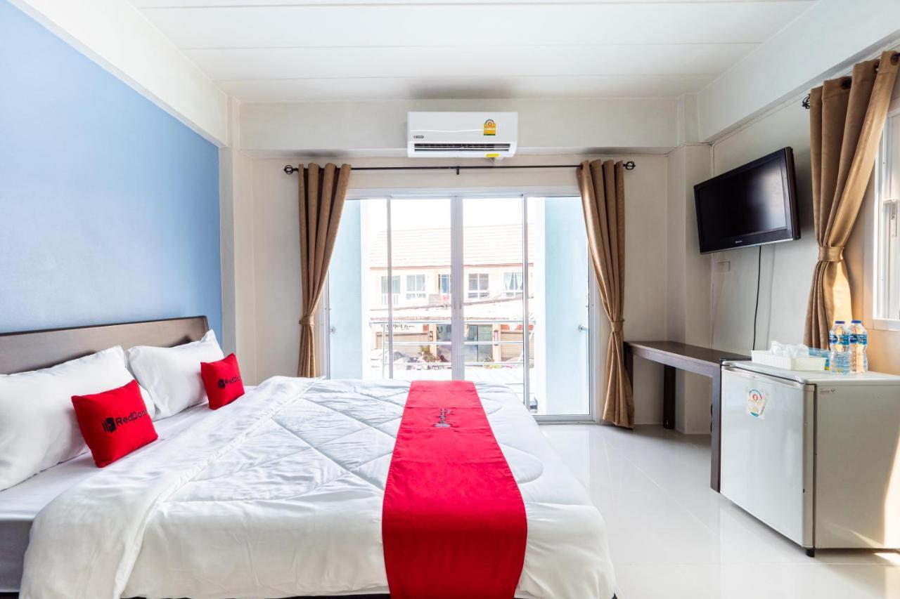 Si Fah At Bangsaen Hotel Ban Rong Khoei エクステリア 写真