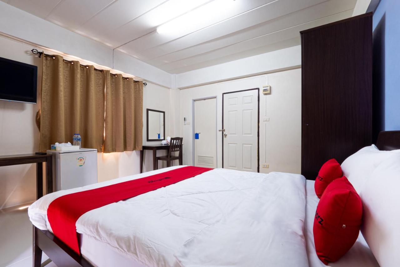 Si Fah At Bangsaen Hotel Ban Rong Khoei エクステリア 写真