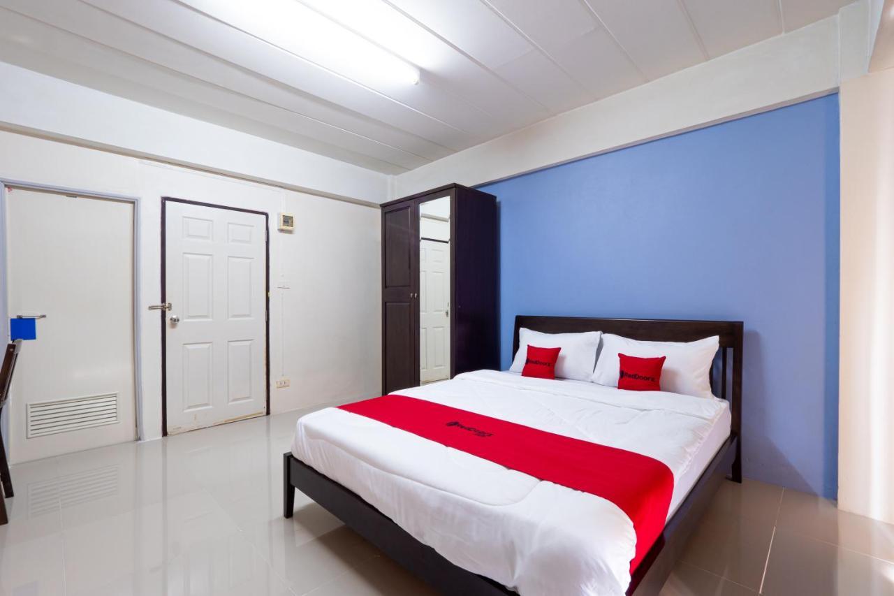 Si Fah At Bangsaen Hotel Ban Rong Khoei エクステリア 写真